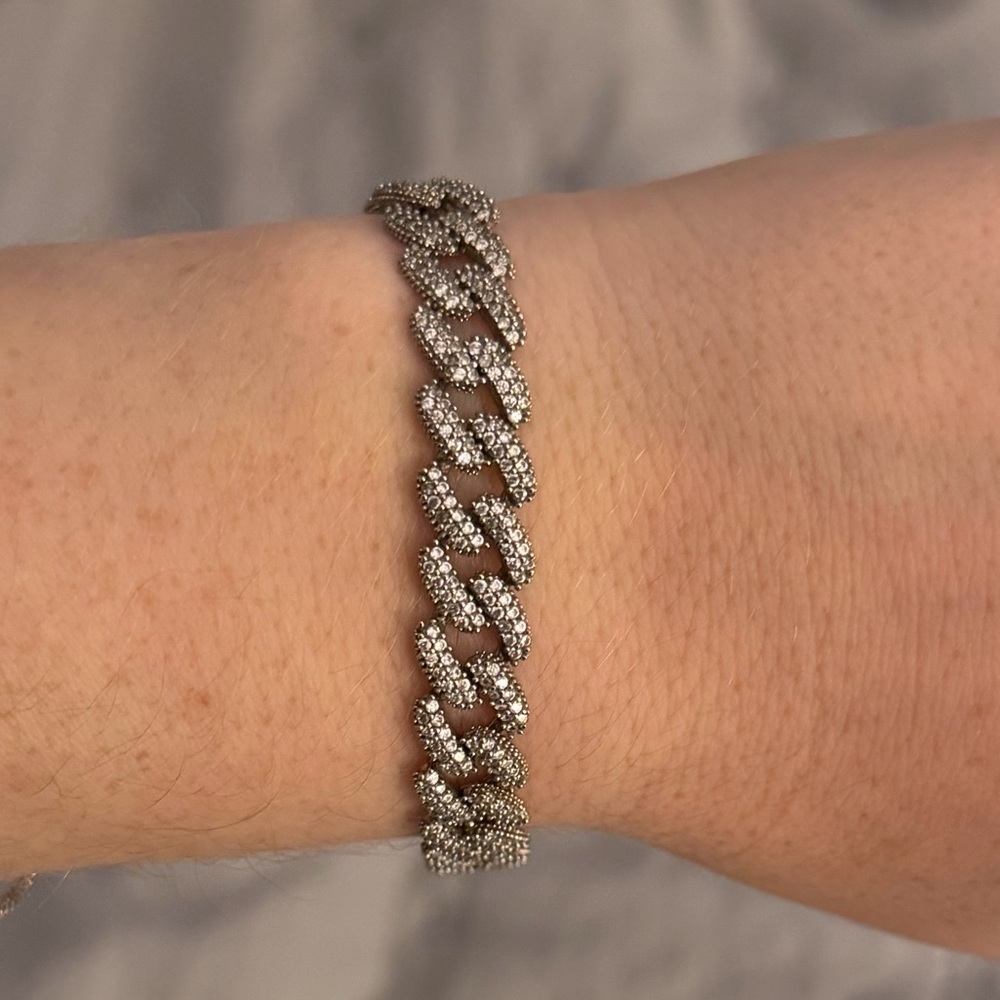 Curb link bracelet